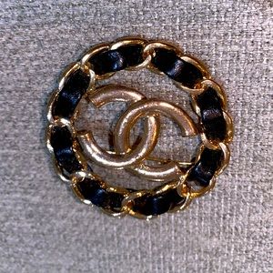 CC Ribbon Brooch